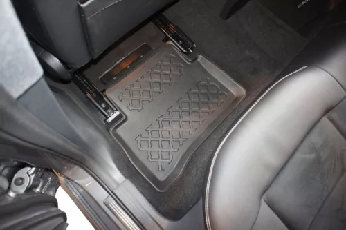Mercedes E-Klasse (W212) ( 2009-2016 ) Aristar 3D-Gummimatten-Set mit hohem Rand