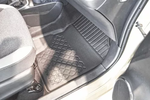 Toyota Yaris (XP130) ( 2011-2020 ) Aristar 3D-Gummimatten-Set mit hohem Rand