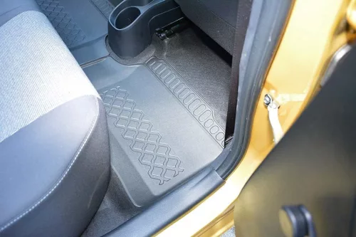 Toyota Yaris (XP130) ( 2011-2020 ) Aristar 3D-Gummimatten-Set mit hohem Rand