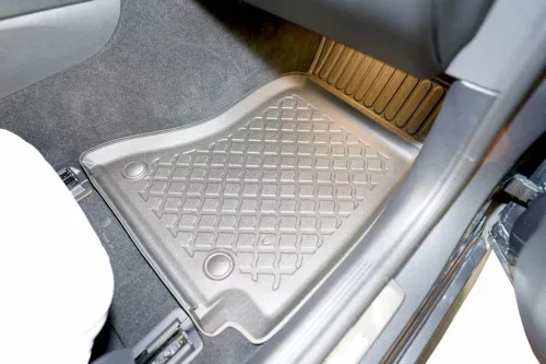 Mercedes C-Klasse (W206/S206) Limousine/Kombi ( 2021- ) Aristar 3D-Gummimatten-Set mit hohem Rand