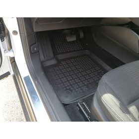   Ford Focus (IV) ( 2018- ) Rezaw-Plast hochwandige Gummifußmatten