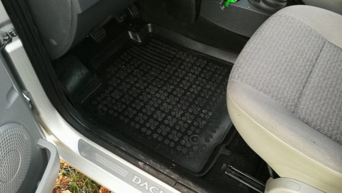 Dacia Duster (I) ( 2010-2014 ) Rezaw-Plast-Gummimattenset mit hohem Rand
