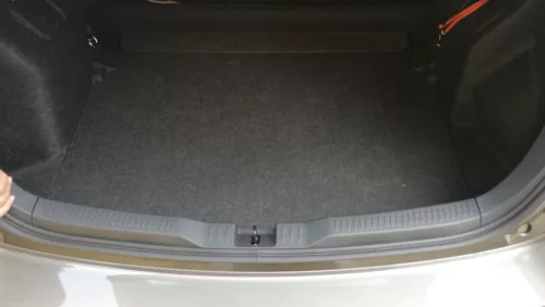 Toyota AURIS (E180) Hybrid Packet Comfort (2012-2019) hochrandige Rezaw-Plast passgenaue Kofferraumwanne