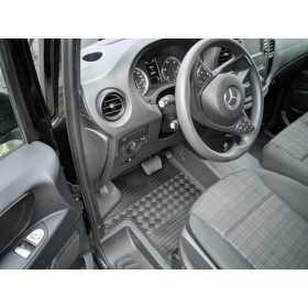   Mercedes C-Class (W206/S206) Sedan/Station Wagon ( 2021- ) Rigum Gummifußmatten